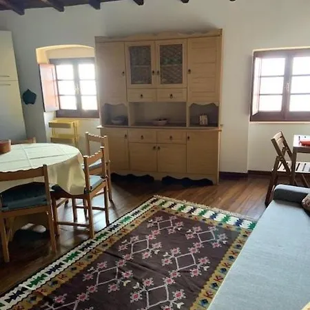 Ferienhaus Domus De Pedra *